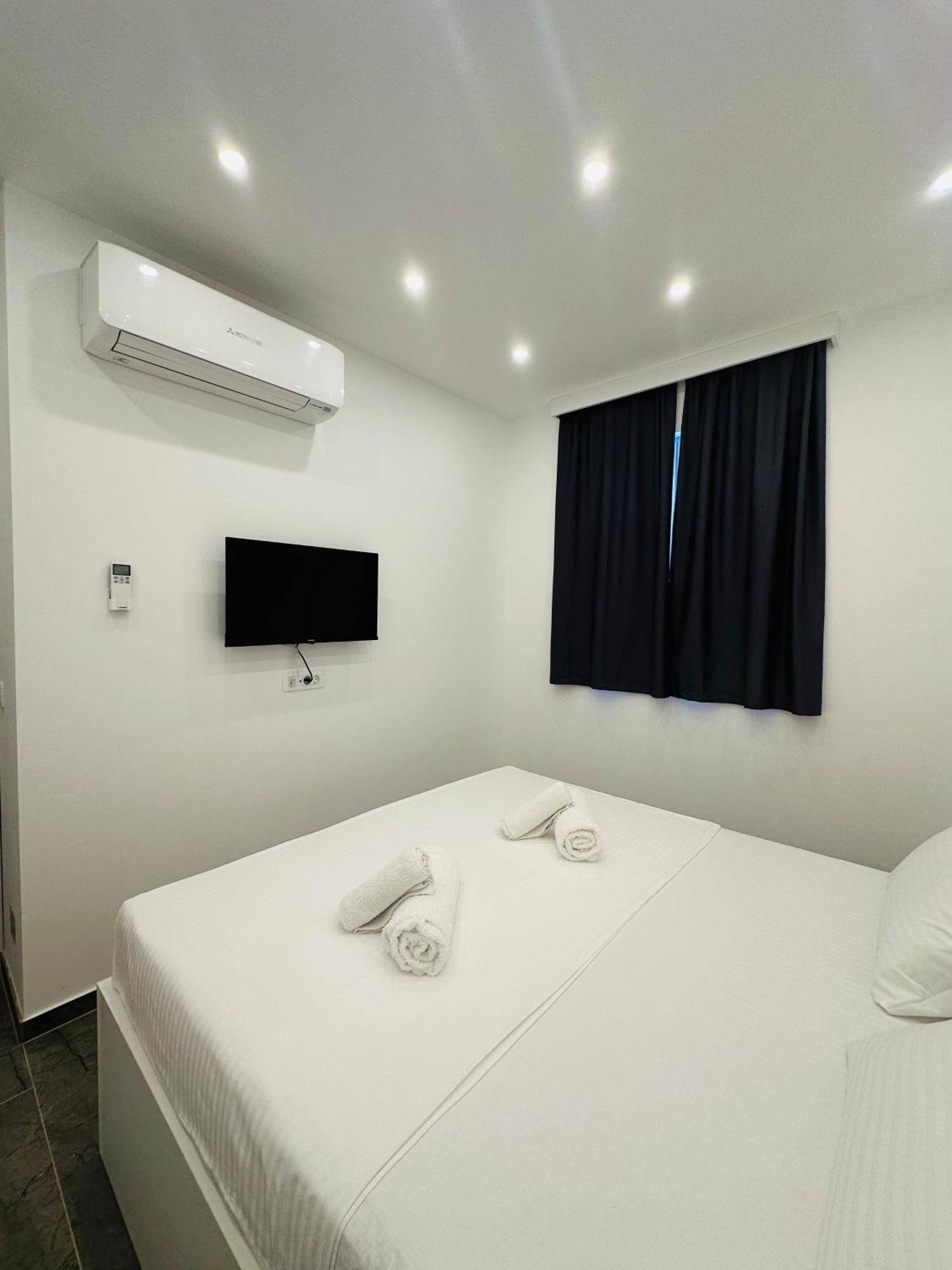 Vila Zrina - Apartmani Трогир Экстерьер фото